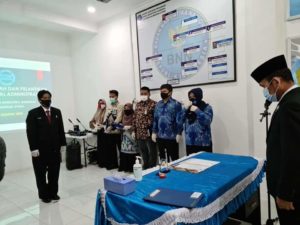 PELANTIKAN DAN PENGAMBILAN SUMPAH JABATAN STRUKTURAL ADMINISTRATOR DI LINGKUNGAN BNNP KALIMANTAN UTARA PELANTIKAN DAN PENGAMBILAN SUMPAH JABATAN STRUKTURAL ADMINISTRATOR DI LINGKUNGAN BNNP KALIMANTAN UTARA