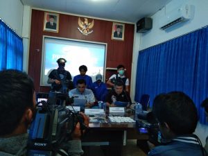BNNP KALTARA MENGGELAR PRESS RELEASE UNGKAP KASUS NARKOTIKA