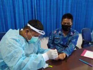 SATGAS PENCEGAHAN COVID-19 BNNP KALTARA MELAKSANAKAN PEMERIKSAAN RAPID TEST COVID – 19 BAGI PERSONIL DI LINGKUNGAN BNNP KALTARA