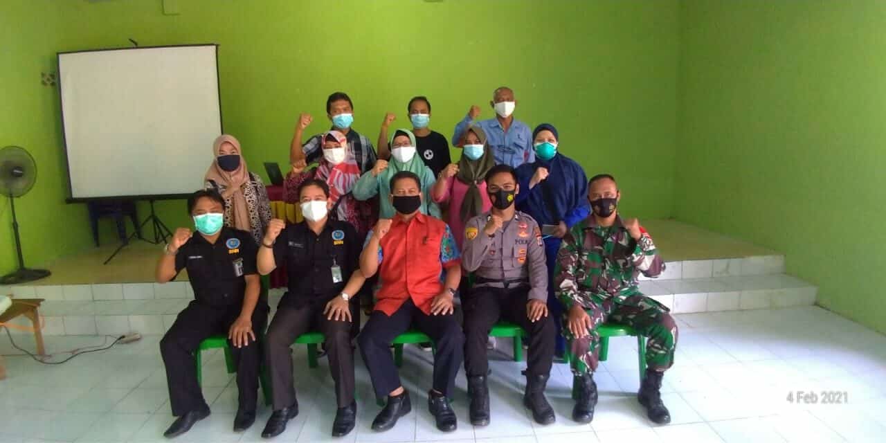 BIDANG REHABILITASI MELAKSANAKAN RAPAT KOORDINASI PERANGKAT DESA DAN MASYARAKAT DESA BUNYU BARAT TENTANG INTERVENSI BERBASIS MASYARAKAT (IBM). Rapat Koordinasi Perangkat Desa dan Masyarakat Desa Bunyu Barat tentang Intervensi Berbasis Masyarakat (IBM).