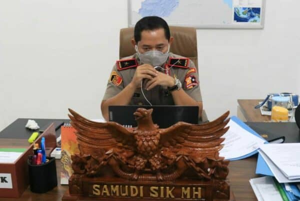 KIE P4GN BERSAMA JAJARAN REDAKTUR SURAT KABAR HARIAN RADAR TARAKAN Konsep Otomatis