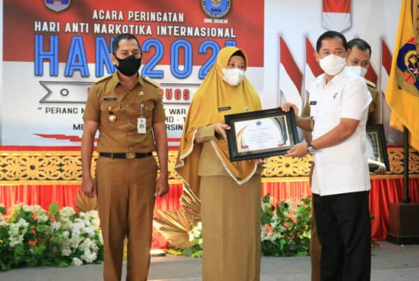 KEPALA BNNP KALIMANTAN UTARA MENGHADIRI UNDANGAN LAUNCHING KELURAHAN BERSINAR DI WILAYAH KOTA TARAKAN