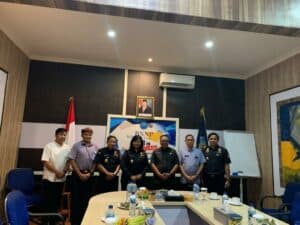MENERIMA KUNJUNGAN KEPALA KANTOR WILAYAH DIREKTORAT JENDERAL BEA DAN CUKAI KALIMANTAN BAGIAN TIMUR BESERTA ROMBONGAN
