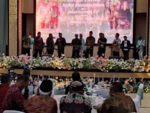 MENGHADIRI ACARA PISAH SAMBUT WAKAPOLDA PROVINSI KALIMANTAN UTARA