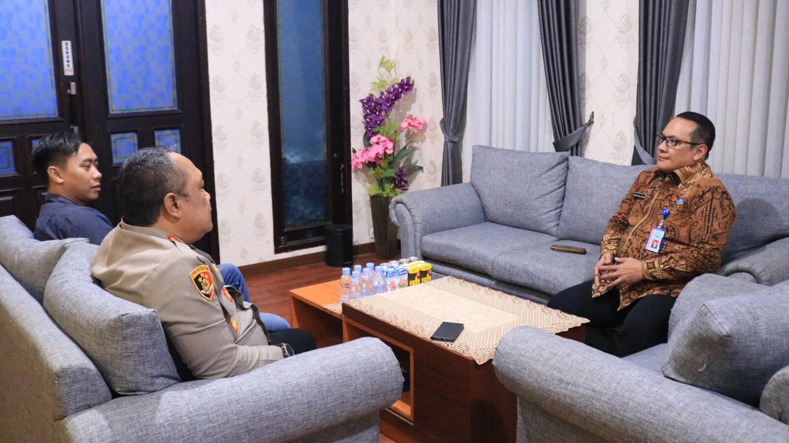 SILATURAHMI KEPALA BNNP KALTARA DENGAN KAPOLRESTA BULUNGAN DALAM RANGKA SINERGITAS ANTAR APARAT PENEGAK HUKUM Konsep Otomatis