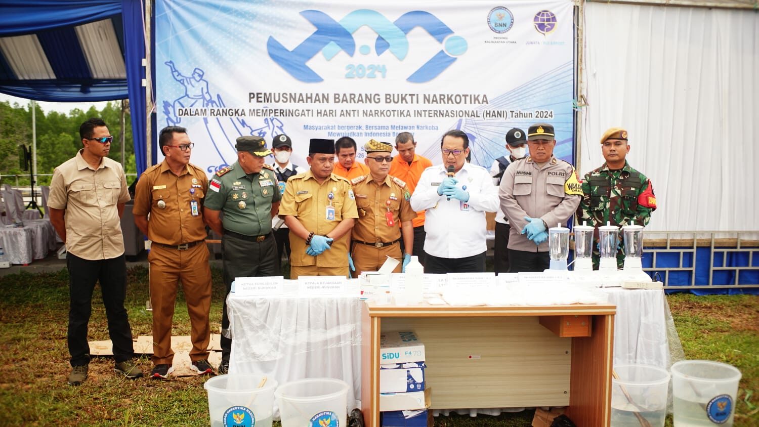 KEGIATAN PRESS RELEASE DAN PEMUSNAHAN BARANG BUKTI NARKOTIKA DALAM RANGKA MEMPERINGATI HARI ANTI NARKOTIKA INTERNASIONAL (HANI) TAHUN 2024 Konsep Otomatis