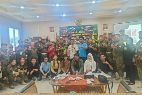 SOSIALISASI DAMPAK DAN AKIBAT PENYALAHGUNAAN NARKOBA OLEH LASKAR PEMUDA ADAT DAYAK KALIMANTAN (LPADKT) SOSIALISASI DAMPAK DAN AKIBAT PENYALAHGUNAAN NARKOBA OLEH LASKAR PEMUDA ADAT DAYAK KALIMANTAN (LPADKT)