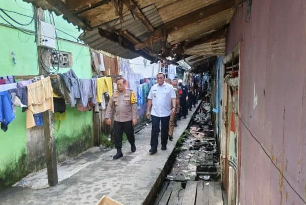 Kepala BNNP Kalimantan Utara Bersama Forkopimda Kaltara Lakukan Operasi Gabungan di “Kampung Narkoba” Selumit Pantai Tarakan