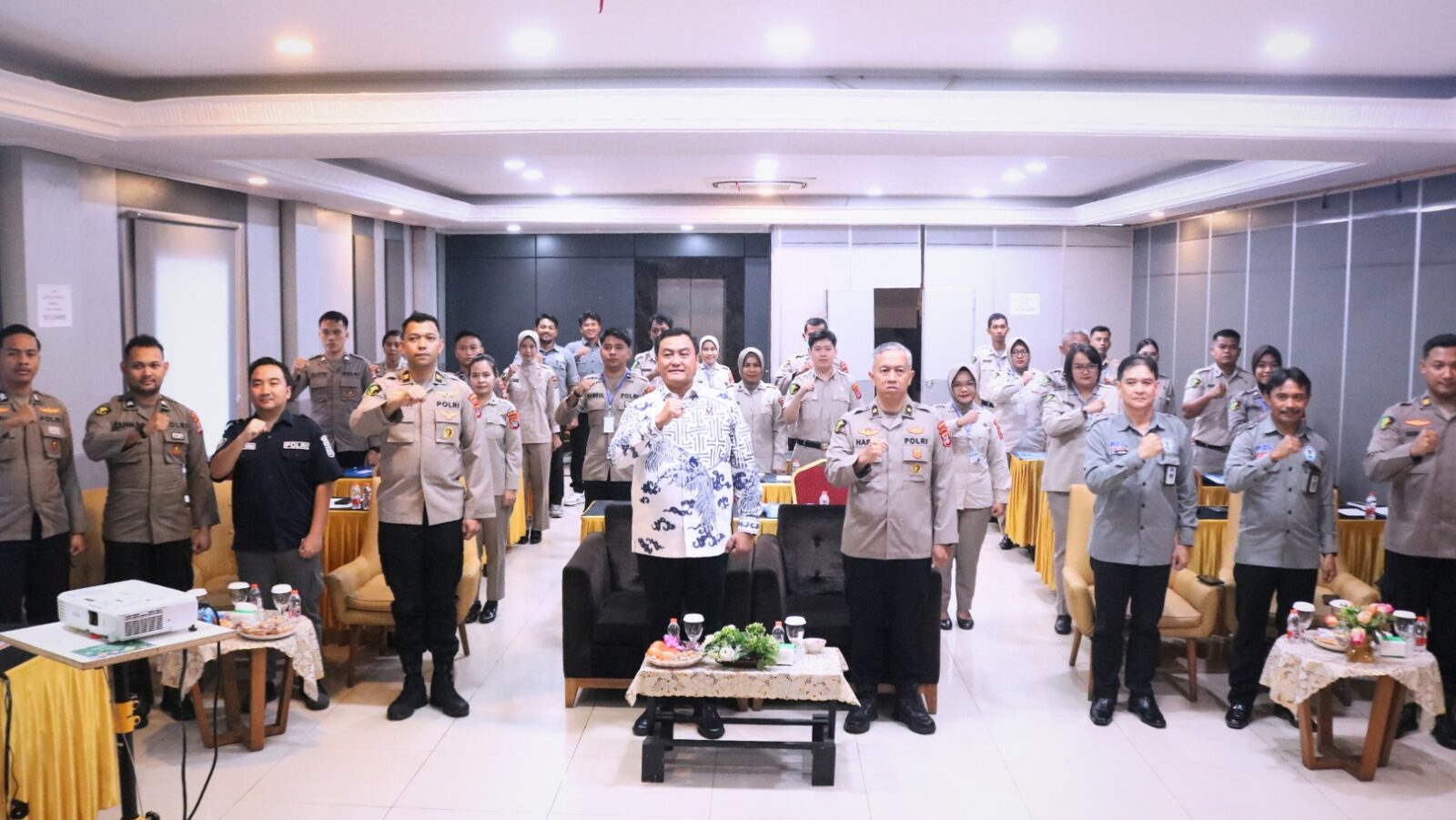 Kolaborasi Biddokkes Polda Kaltara dan BNNP Kaltara Gelar Pelatihan Rehabilitasi Narkoba untuk Petugas Kesehatan Kolaborasi Biddokkes Polda Kaltara dan BNNP Kaltara Gelar Pelatihan Rehabilitasi Narkoba untuk Petugas Kesehatan