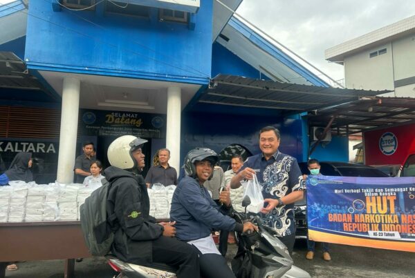 Berbagi Berkah Ramadhan: BNN Provinsi Kalimantan Utara Rayakan HUT BNN RI ke-23 dengan Berbagi Takjil untuk Masyarakat