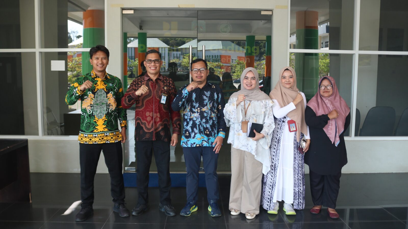 FIKES UBT SIAP DUKUNG IMPLEMENTASI PROGRAM KELURAHAN BERSINAR MELALUI KAJIAN AKADEMIK FIKES UBT SIAP DUKUNG IMPLEMENTASI PROGRAM KELURAHAN BERSINAR MELALUI KAJIAN AKADEMIK