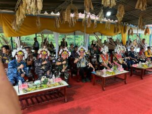 Kepala BNN Provinsi Kalimantan Utara dampingi Gubernur Kaltara bersama Forkopimda Kaltara dalam kunjungan kerja ke wilayah Apau Kayan